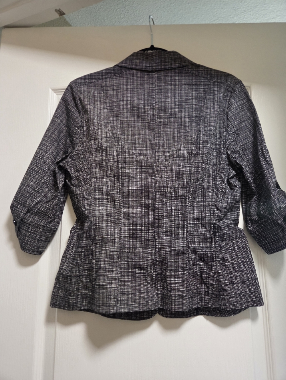 Express Design Studio Gray Textured Blazer Size 8 - Picture 3 of 7